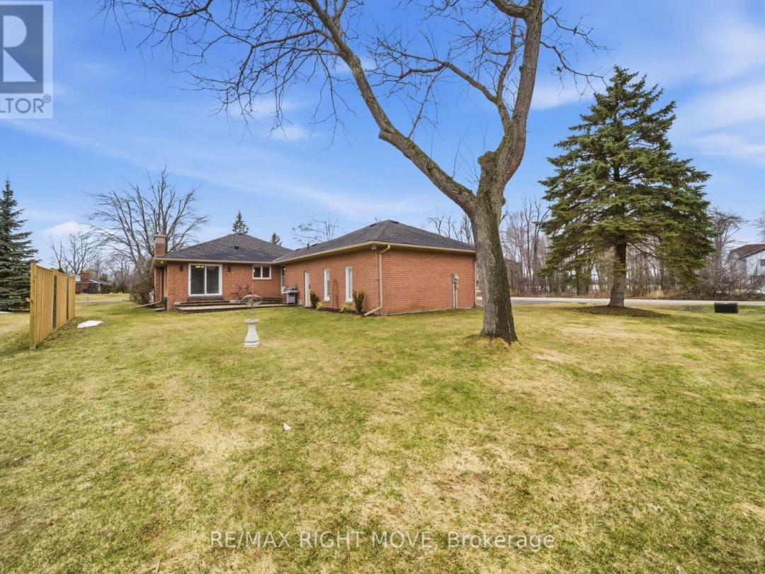 2 LAVENDER COURT, Ramara