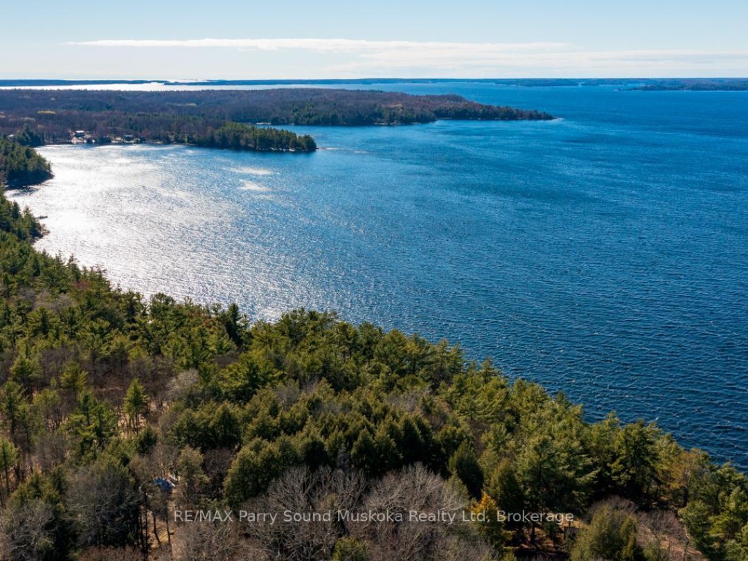 1201 GEEWADIN ROAD, Georgian Bay