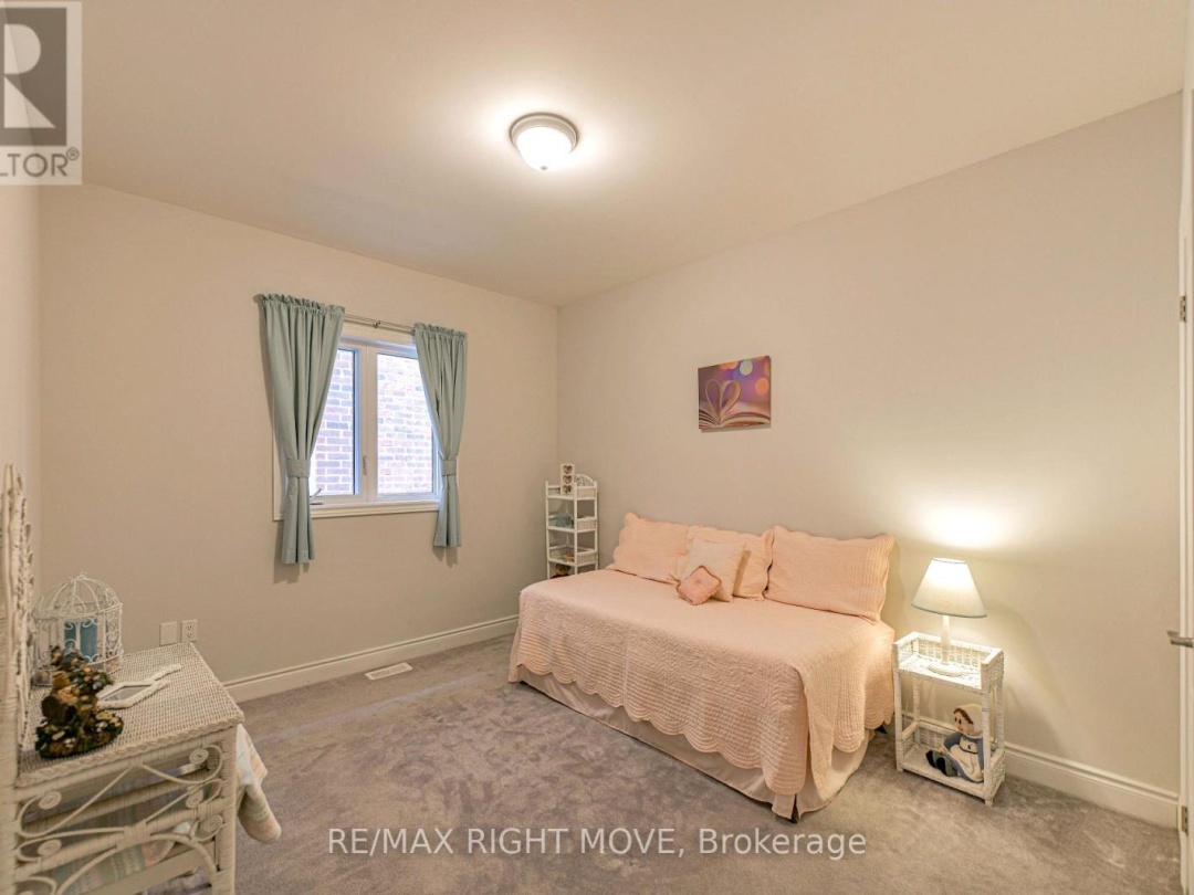 2997 STONE RIDGE BOULEVARD, Orillia