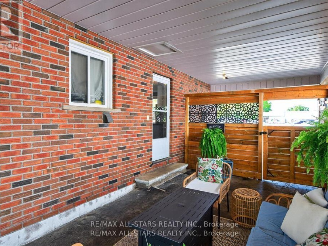 34 WILLIAM STREET, Kawartha Lakes (Bobcaygeon)