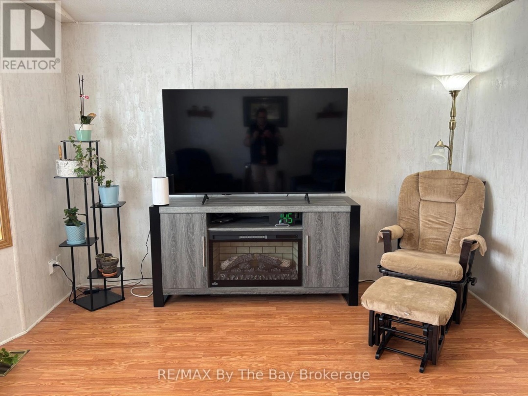 4117 ELAINE STREET, Severn