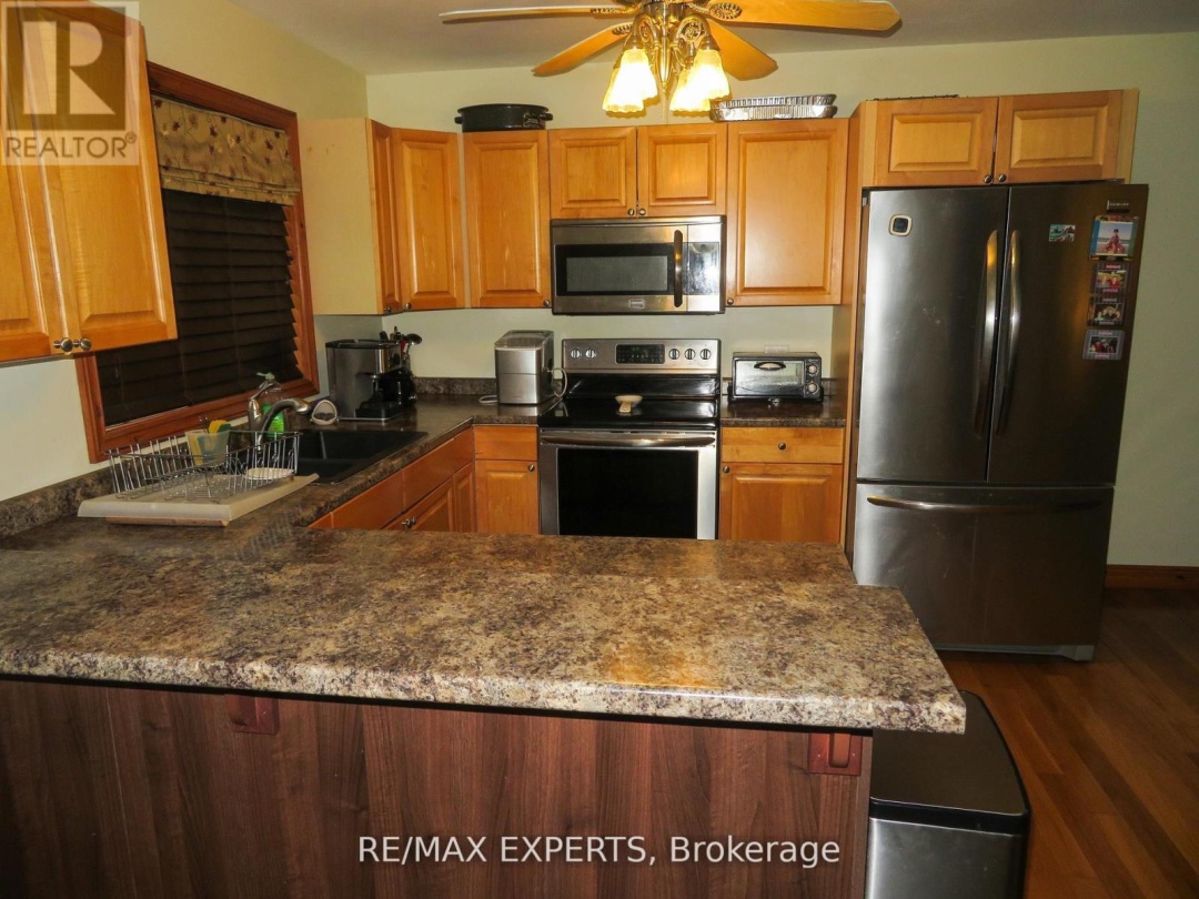 3771 HARRY'S LANE, Ramara
