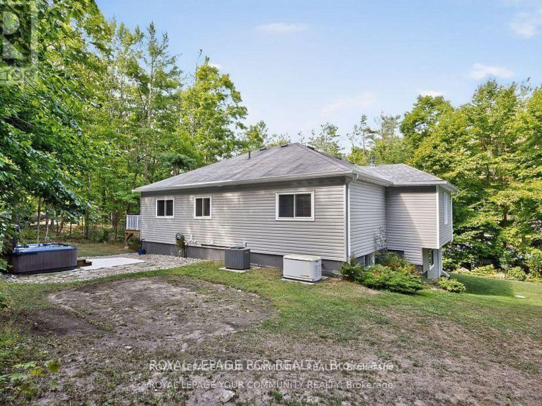 135 HURONWOODS DRIVE, Oro-Medonte (Sugarbush)