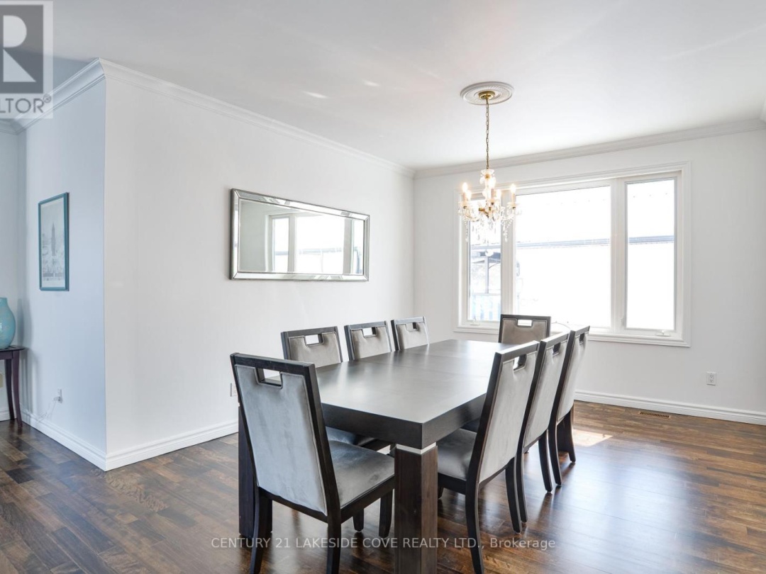 17 WILLOW CRESCENT, Lake Simcoe