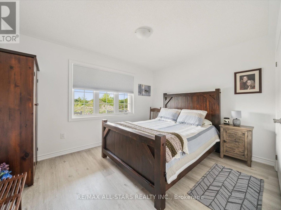 31 REYNOLDS DRIVE, Ramara (Atherley)