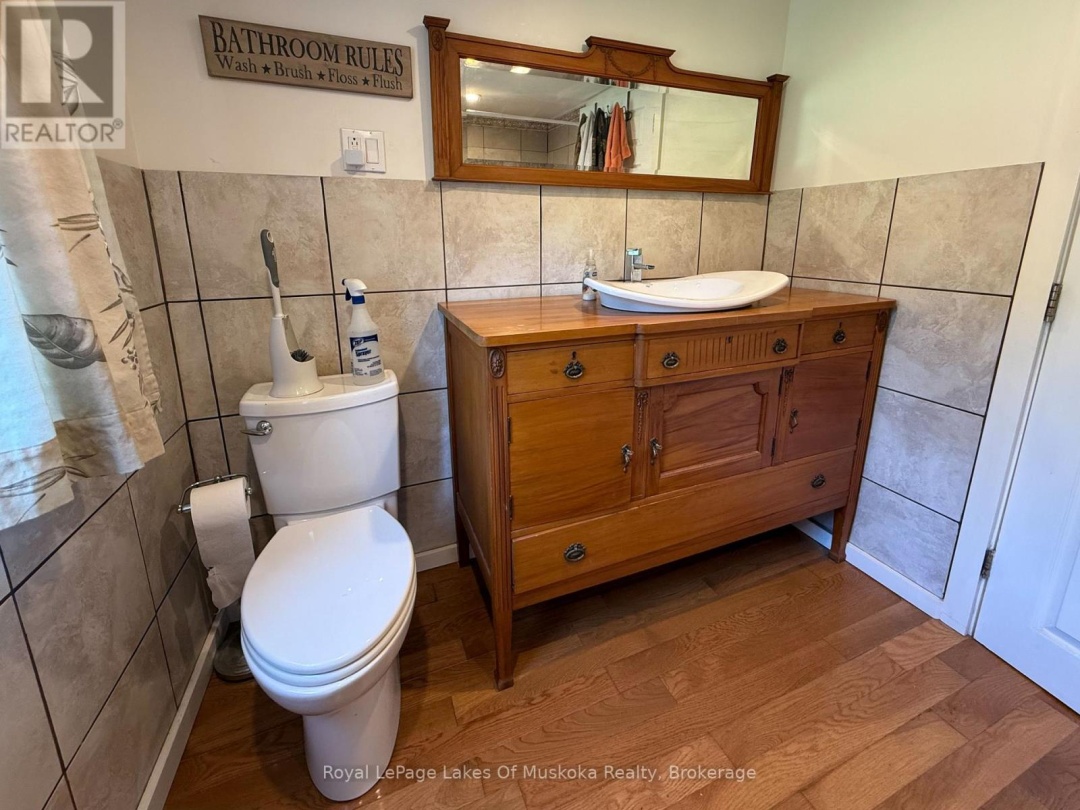 48 KITCHEN ROAD S, 