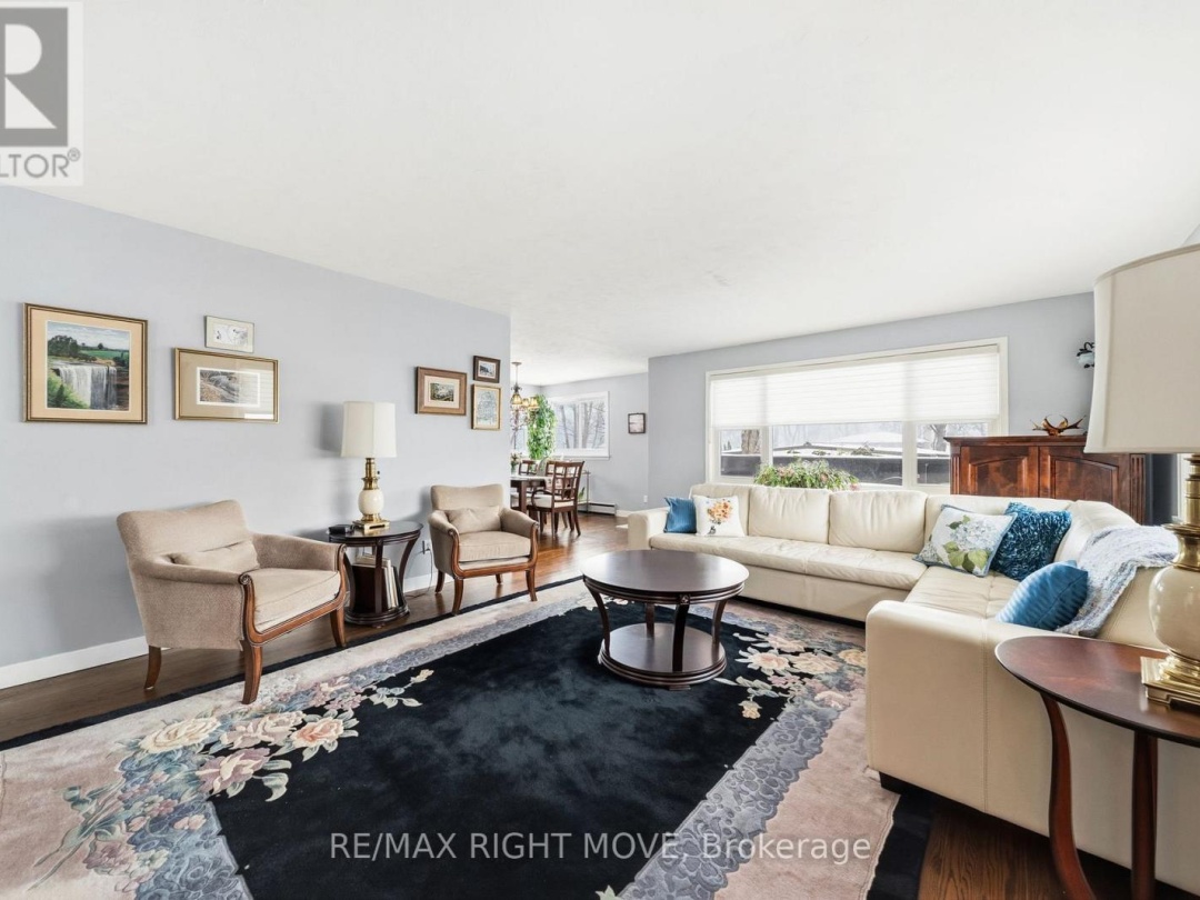 220 BELMORAL DRIVE, Orillia