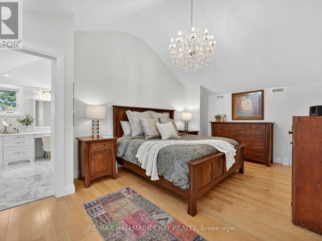 668 BROADVIEW AVENUE, 