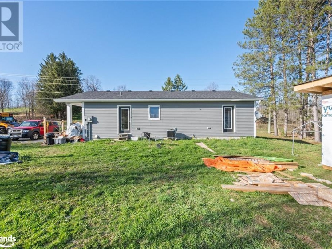 2513 Davis Lake Road, Minden