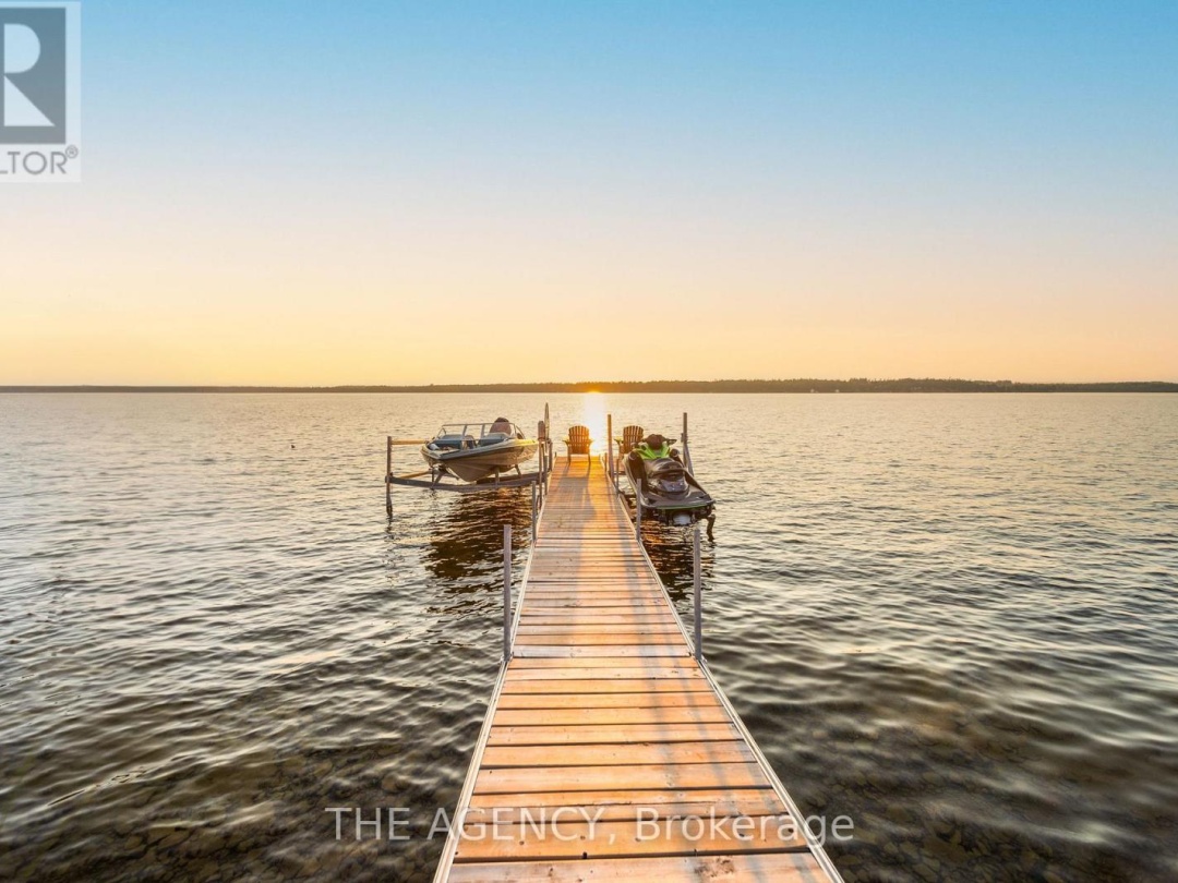 11 FIFTH STREET, Sturgeon Lake