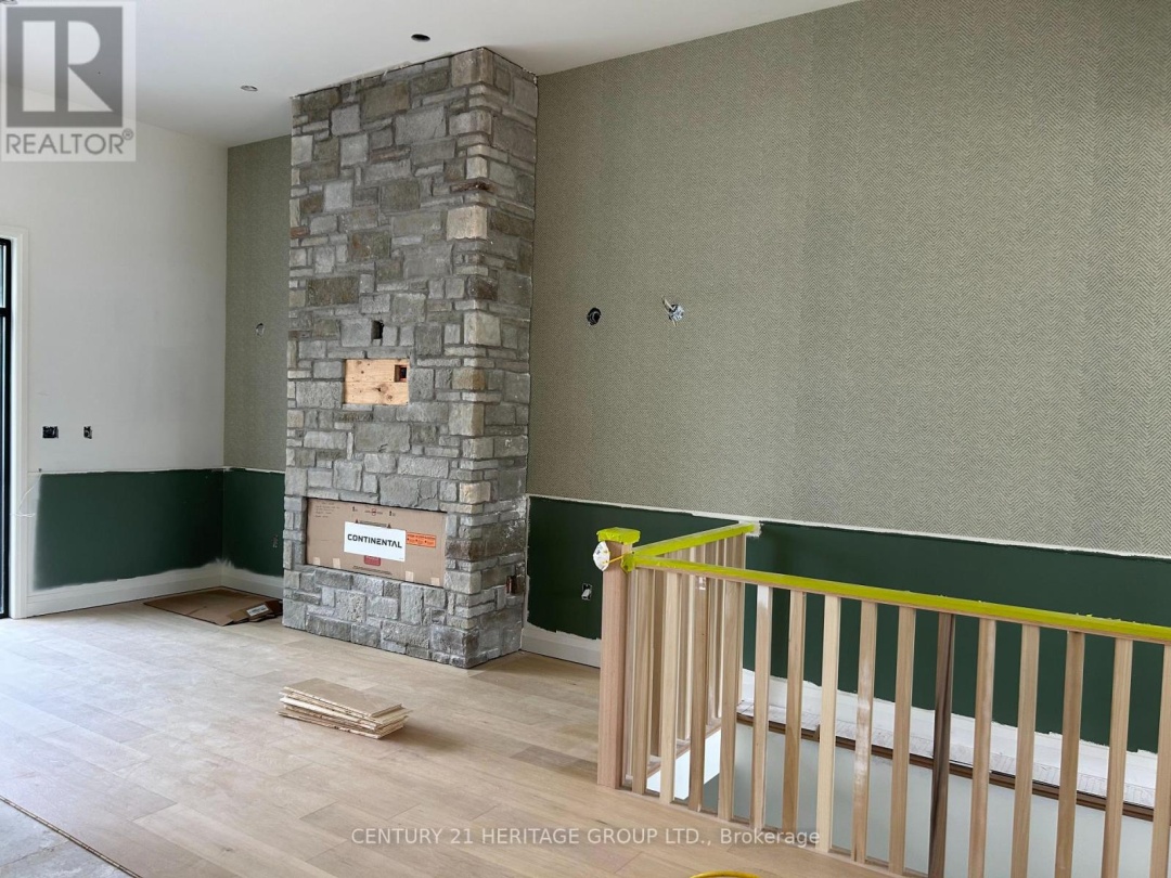 44 RUBY CRESCENT, 