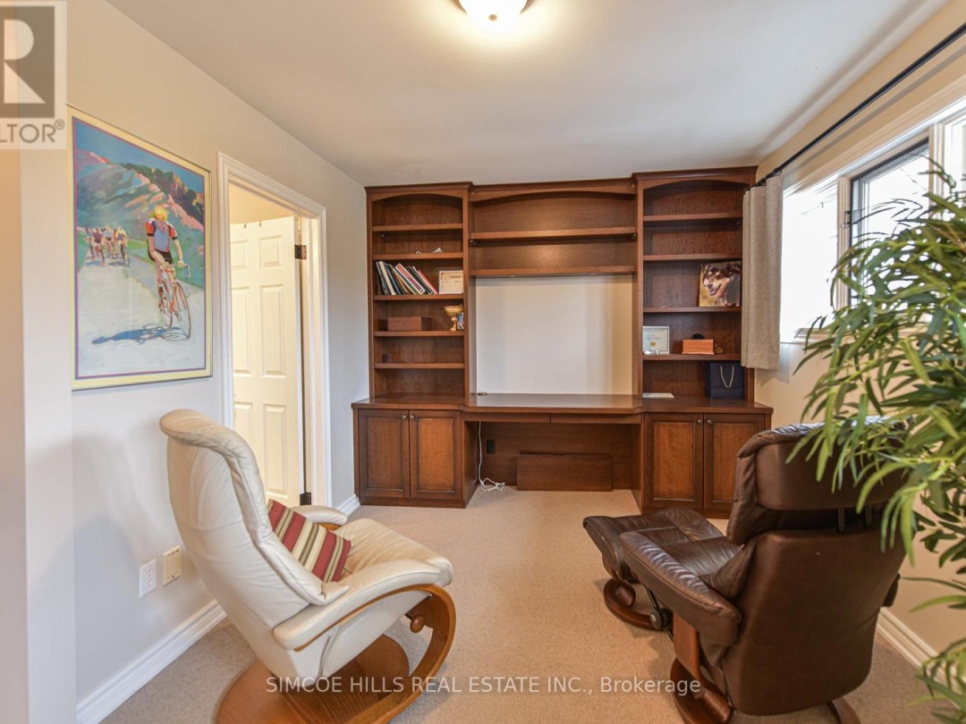 425 - 40 MUSEUM DRIVE, 
