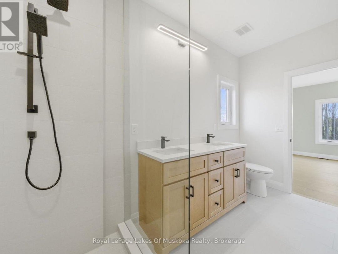 21 HENRY BALL COURT, Oro-Medonte (Warminster)