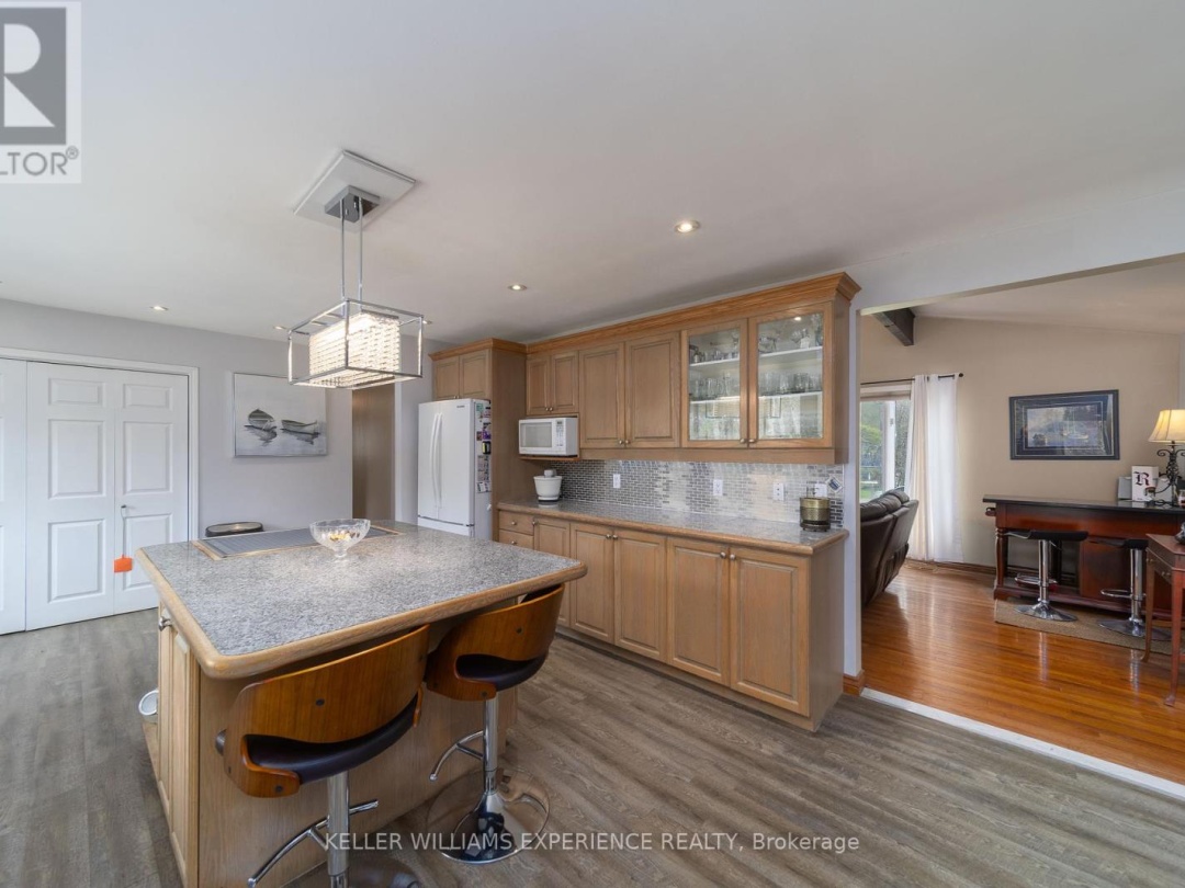 1936 PENINSULA POINT ROAD, 