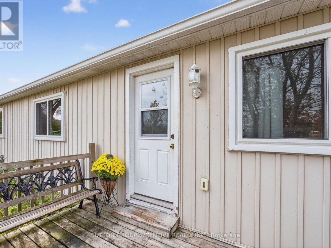 4652 PLUM POINT ROAD, 