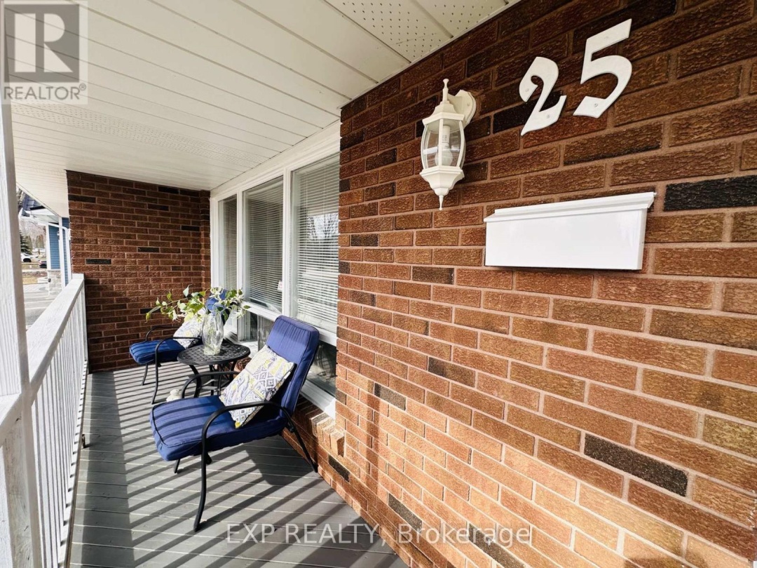 25 TURTLE PATH, Lake Simcoe