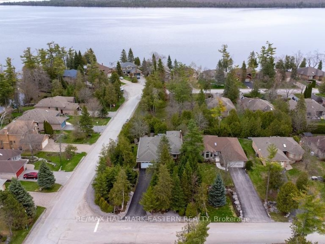 38 PATRICIA PLACE, Kawartha Lakes (Bobcaygeon)