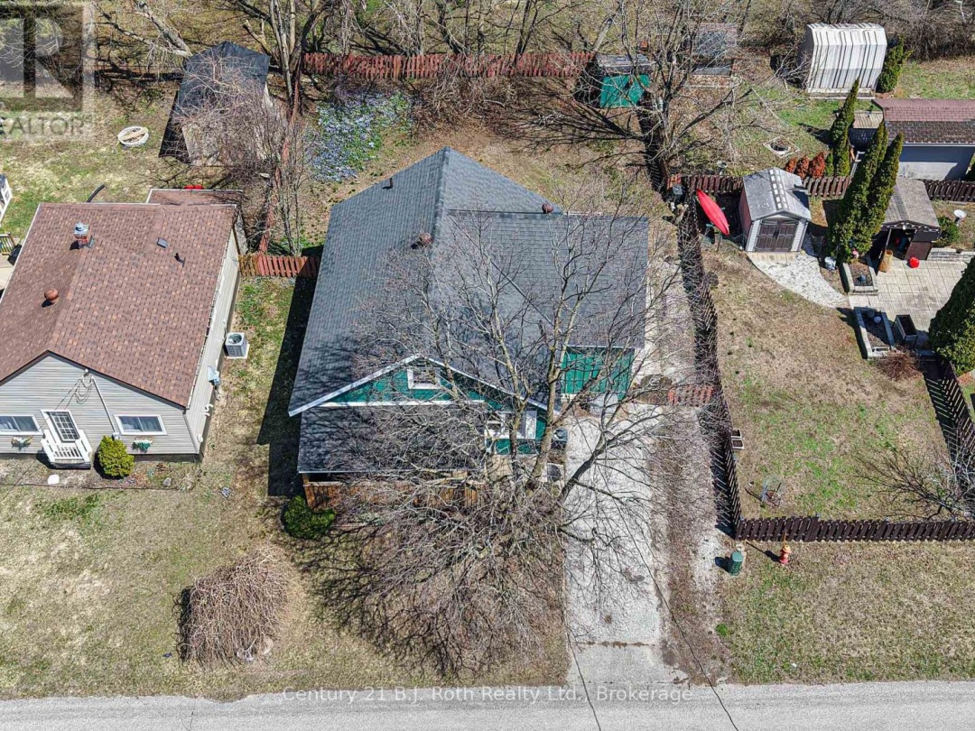 76 MCKENZIE STREET, Orillia