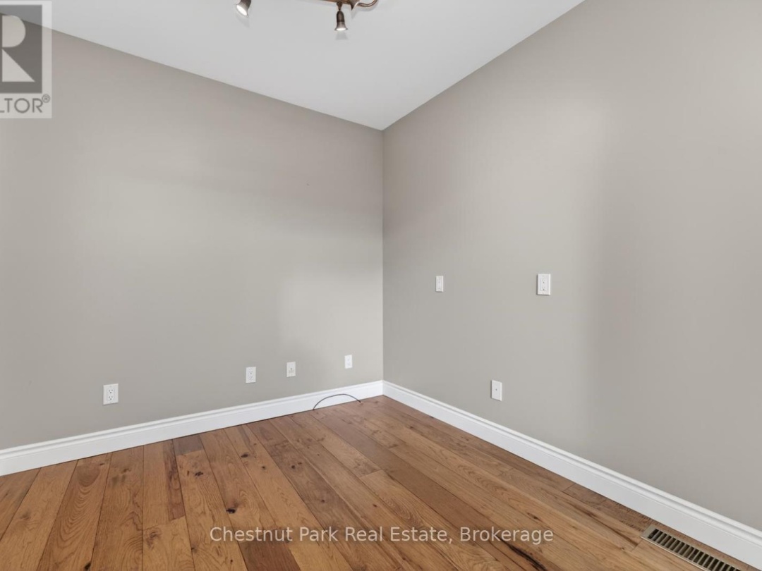 3547 LAUDERDALE POINT CRESCENT, Sparrow Lake