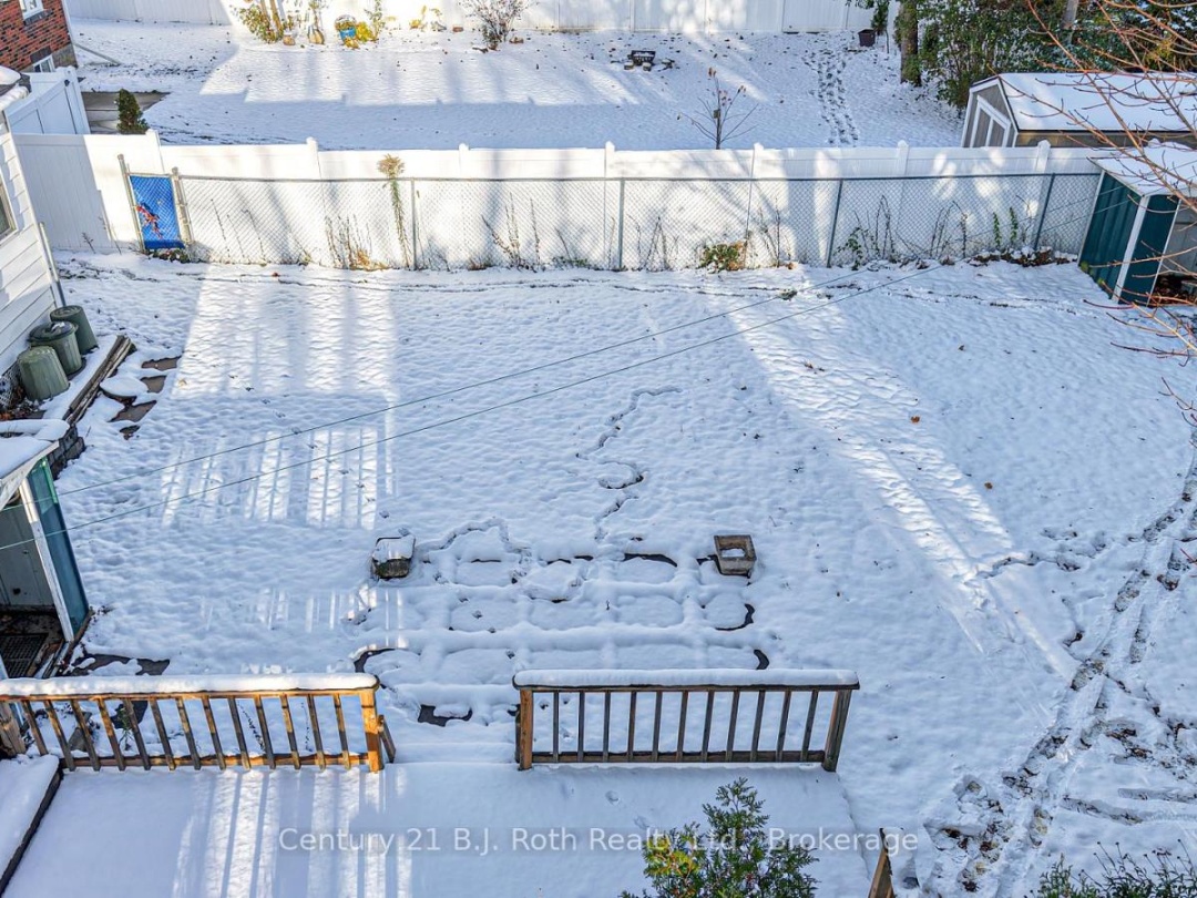 337 COLBORNE STREET W, 