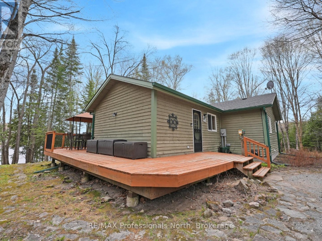1157 BETWEEN LAKES TRAIL, Soyers Lake