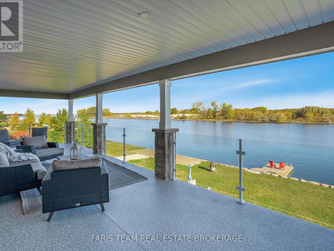 7 DOCK LANE, Georgian Bay