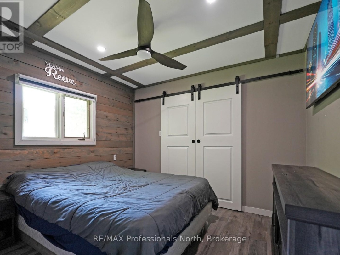 2473 North Shore Road, Algonquin Highlands (Stanhope)