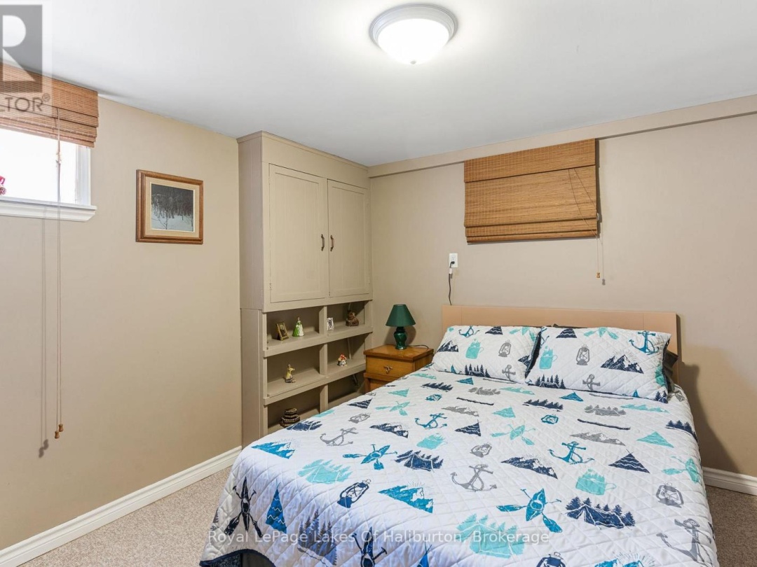 1096 CHELSEA LANE, Algonquin Highlands (Stanhope)