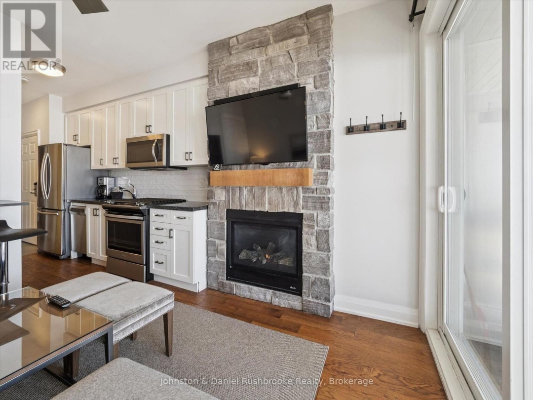 BTVE104 - 1869 MUSKOKA ROAD 118 W HIGHWAY, Lake Muskoka