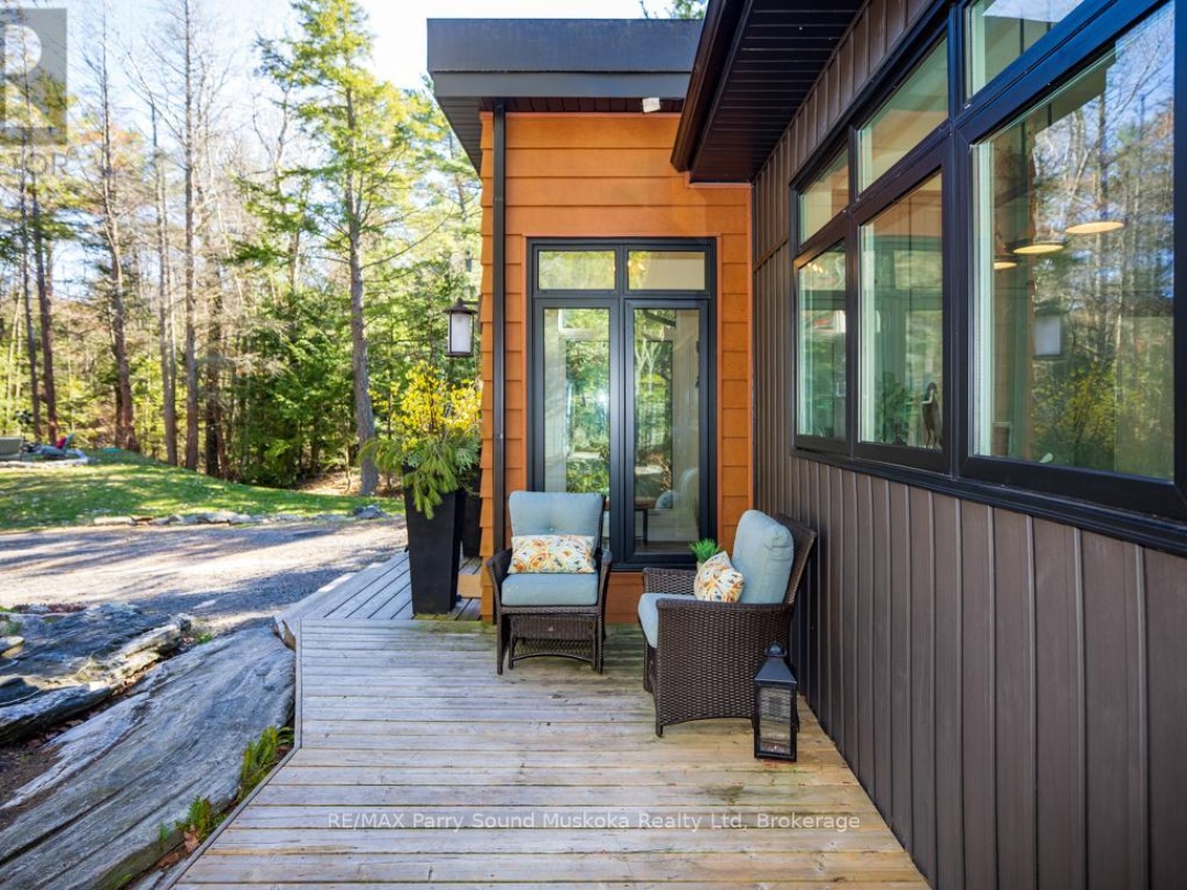 1201 GEEWADIN ROAD, Georgian Bay