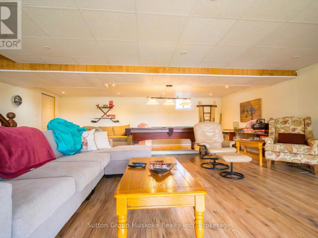 562 AND 568 EAST WASEOSA LAKE ROAD, 