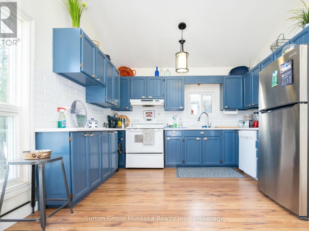 562 AND 568 EAST WASEOSA LAKE ROAD, 