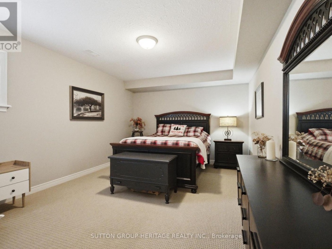 36 HUNTINGWOOD CRESCENT, Kawartha Lakes (Bobcaygeon)