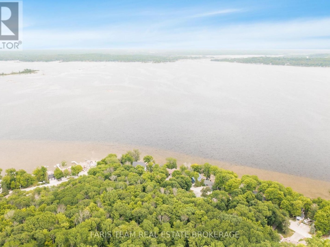 365 ROBINS POINT ROAD, 