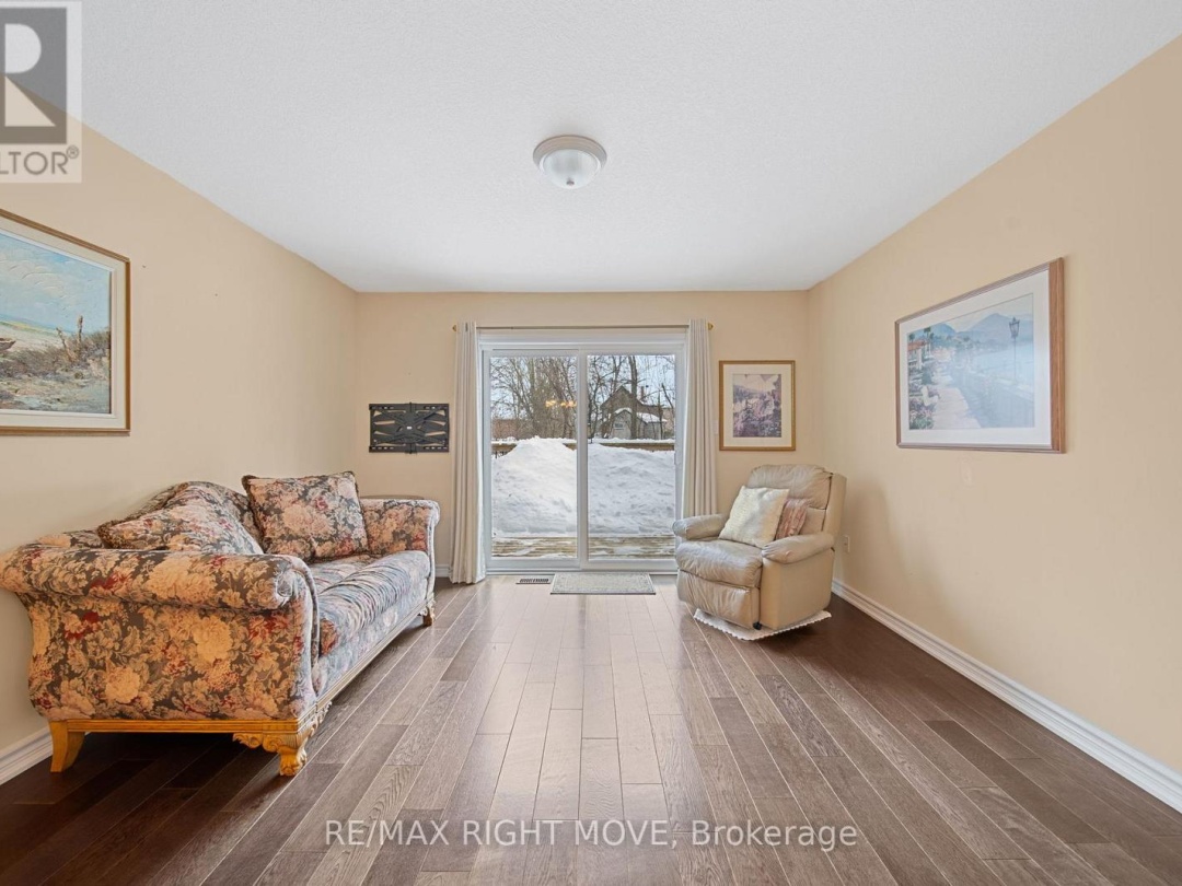 3 TAYLOR DRIVE, Orillia