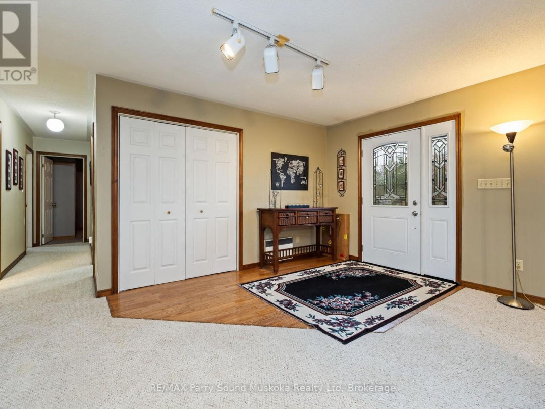 54 PINERIDGE DRIVE, McDougall