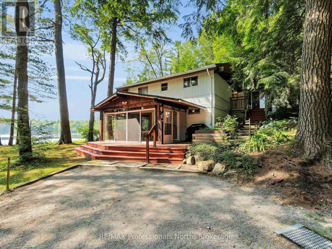 1122 PINE LAKE SHORES ROAD, 