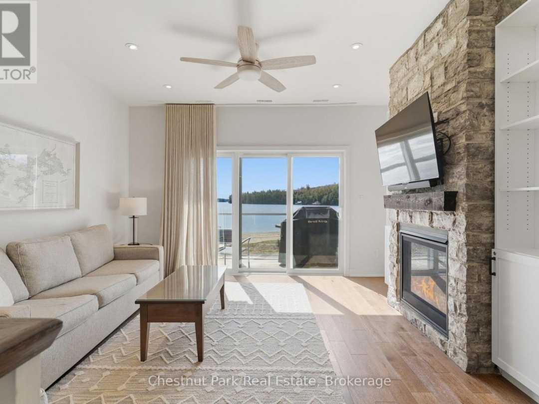 BHV A202 - 1869 MUSKOKA RD 118 HIGHWAY W, Lake Muskoka
