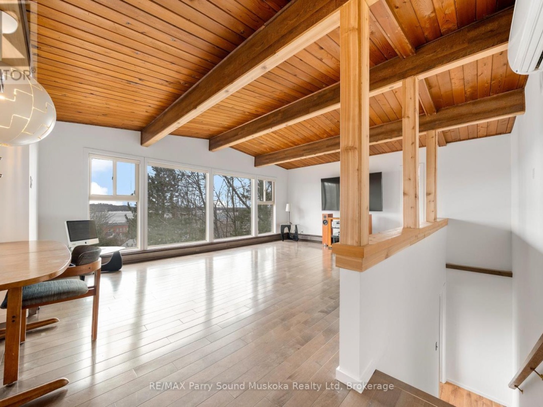 8 SUNSET AVENUE, Georgian Bay