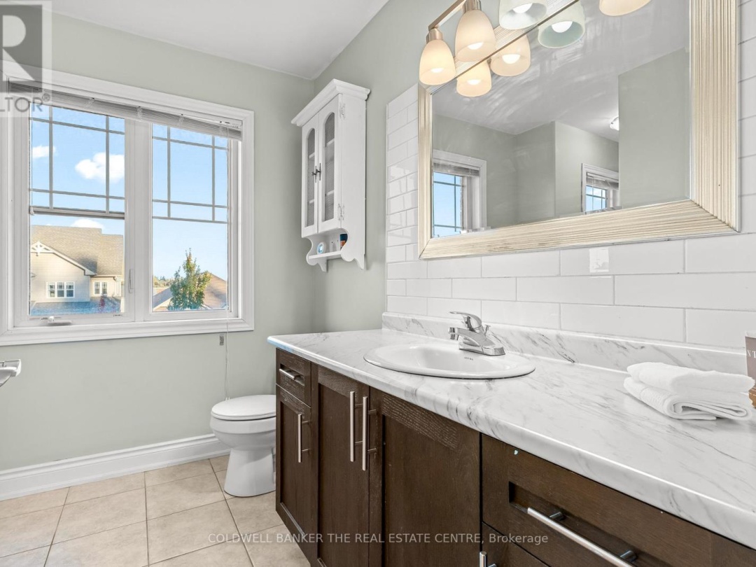 3086 EMPEROR DRIVE, 