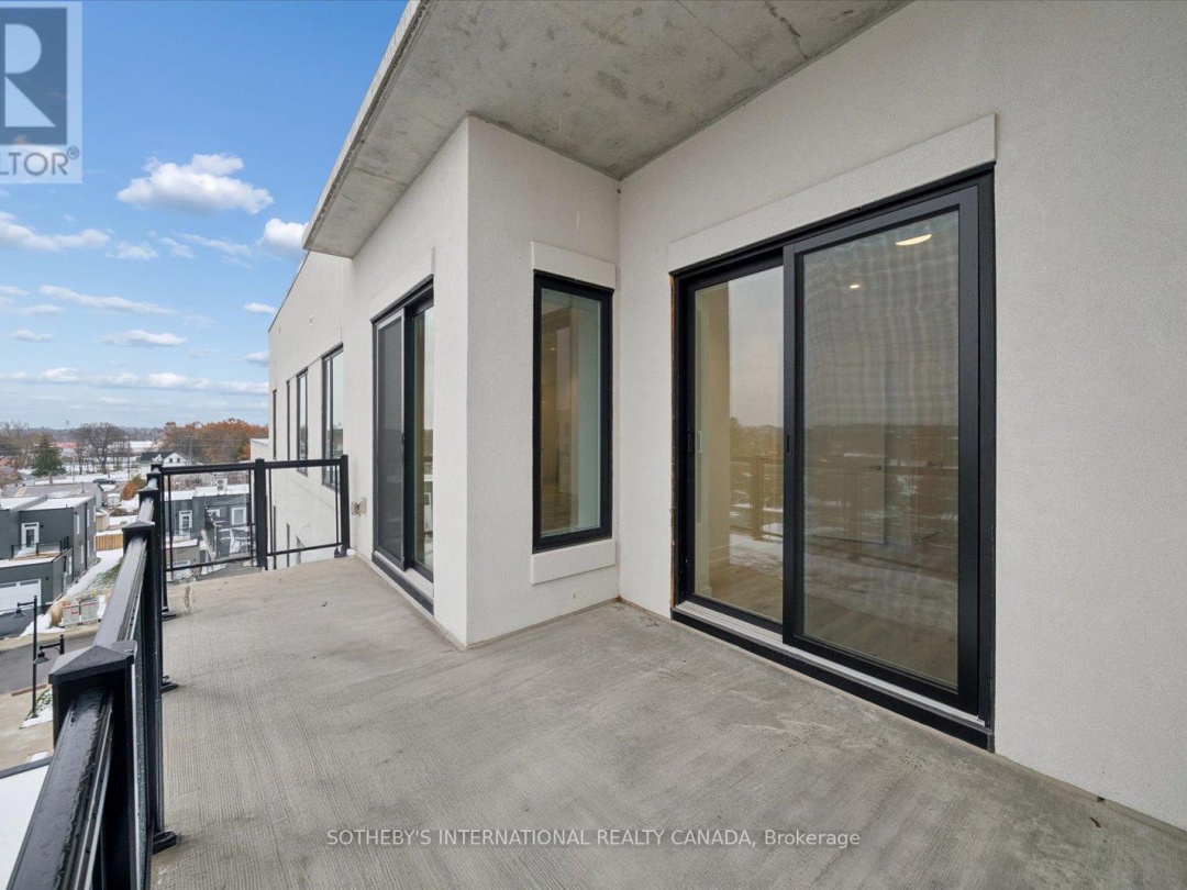 PENTHOUSE 1 - 19A WEST STREET N, 