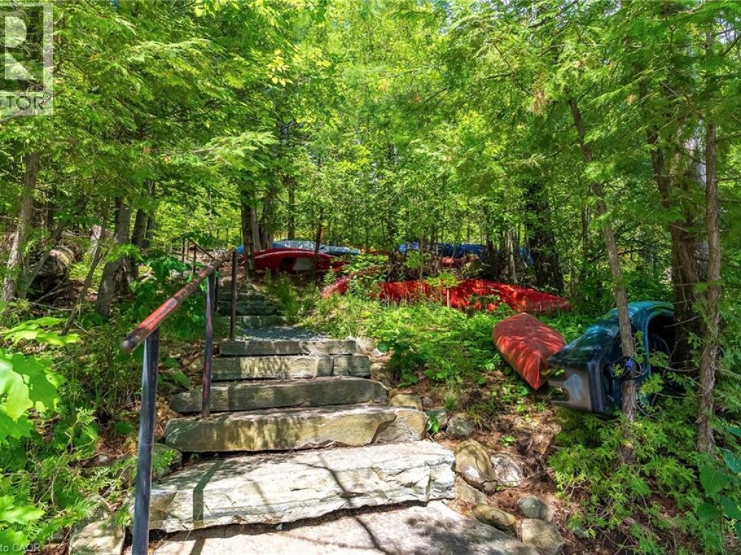 131 GRANDVIEW HILLTOP Drive Unit# 1, 