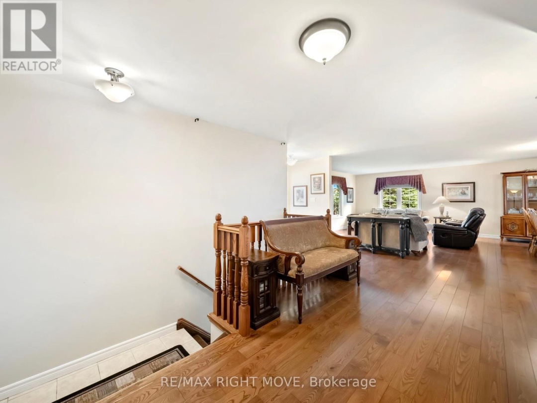 4672 ZACHARY CRESCENT, Ramara (Atherley)