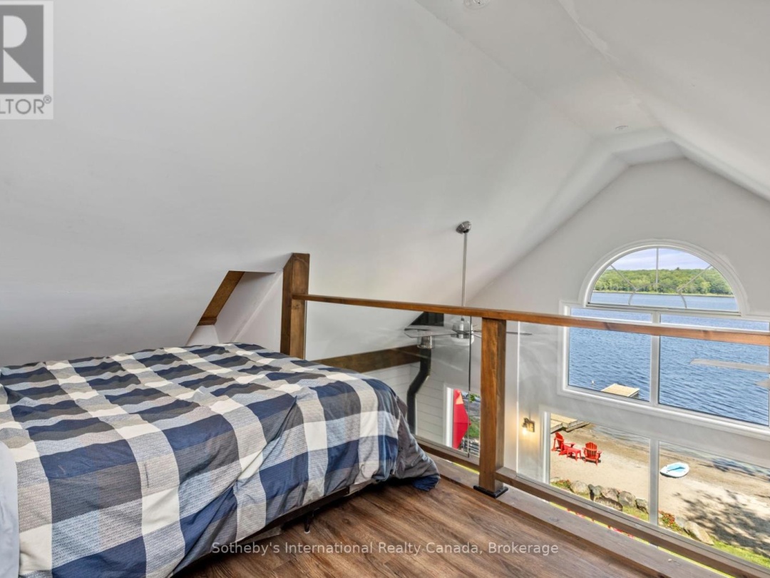 71 ISABELLA (B717) ISLAND, 