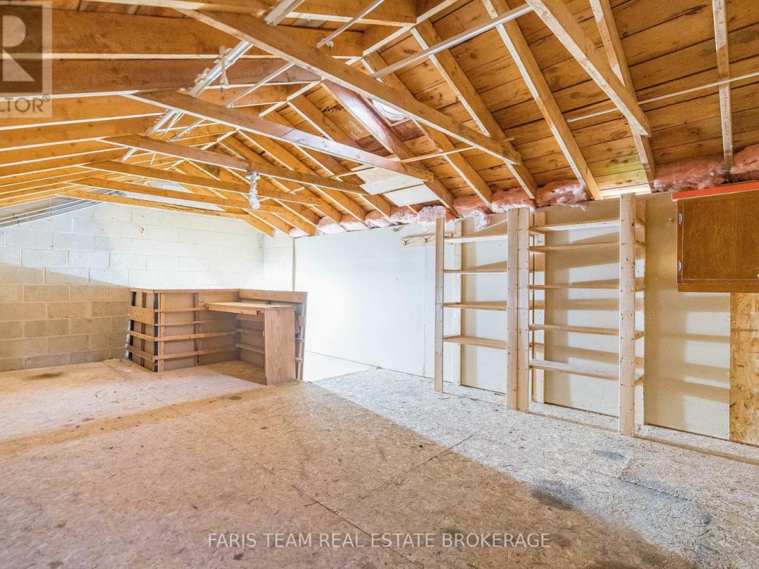 2 BAYSIDE AVENUE, 