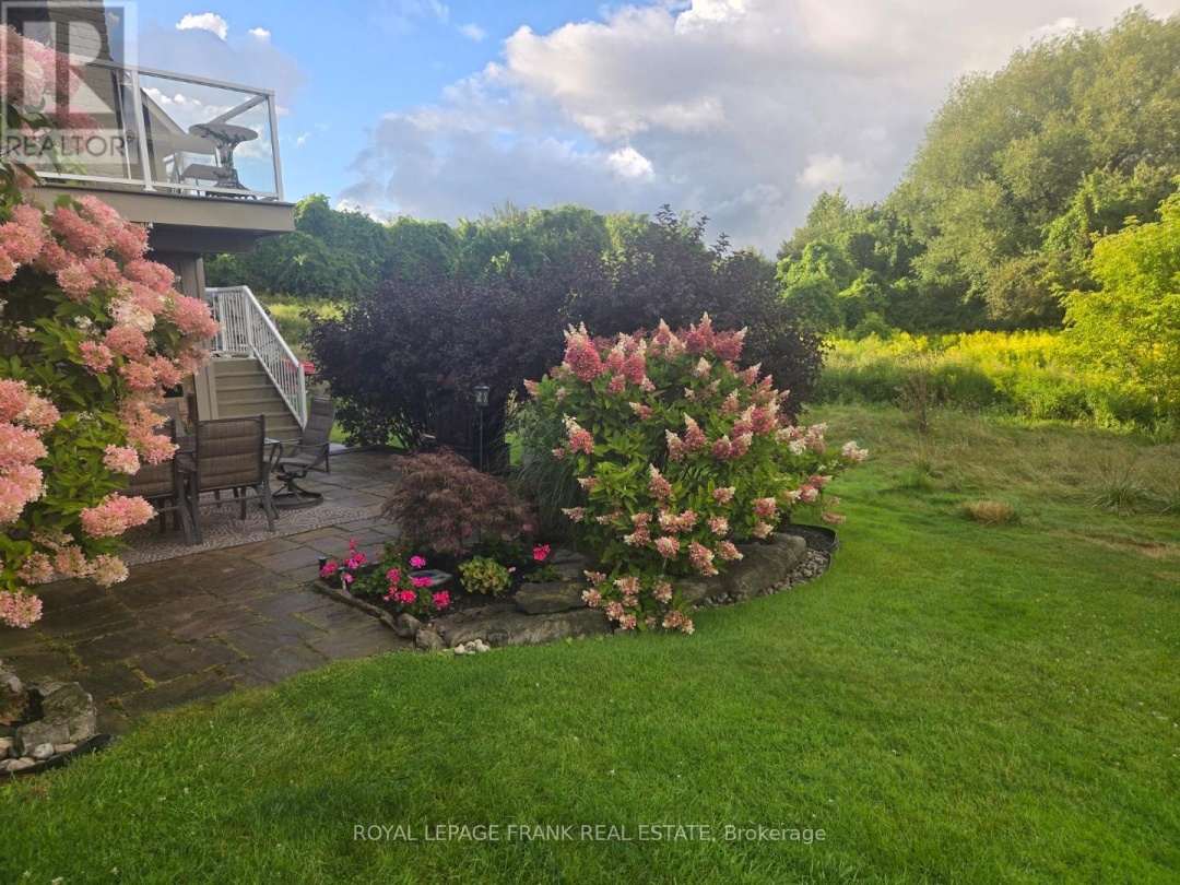 24 GILSON POINT PLACE, Lake Scugog