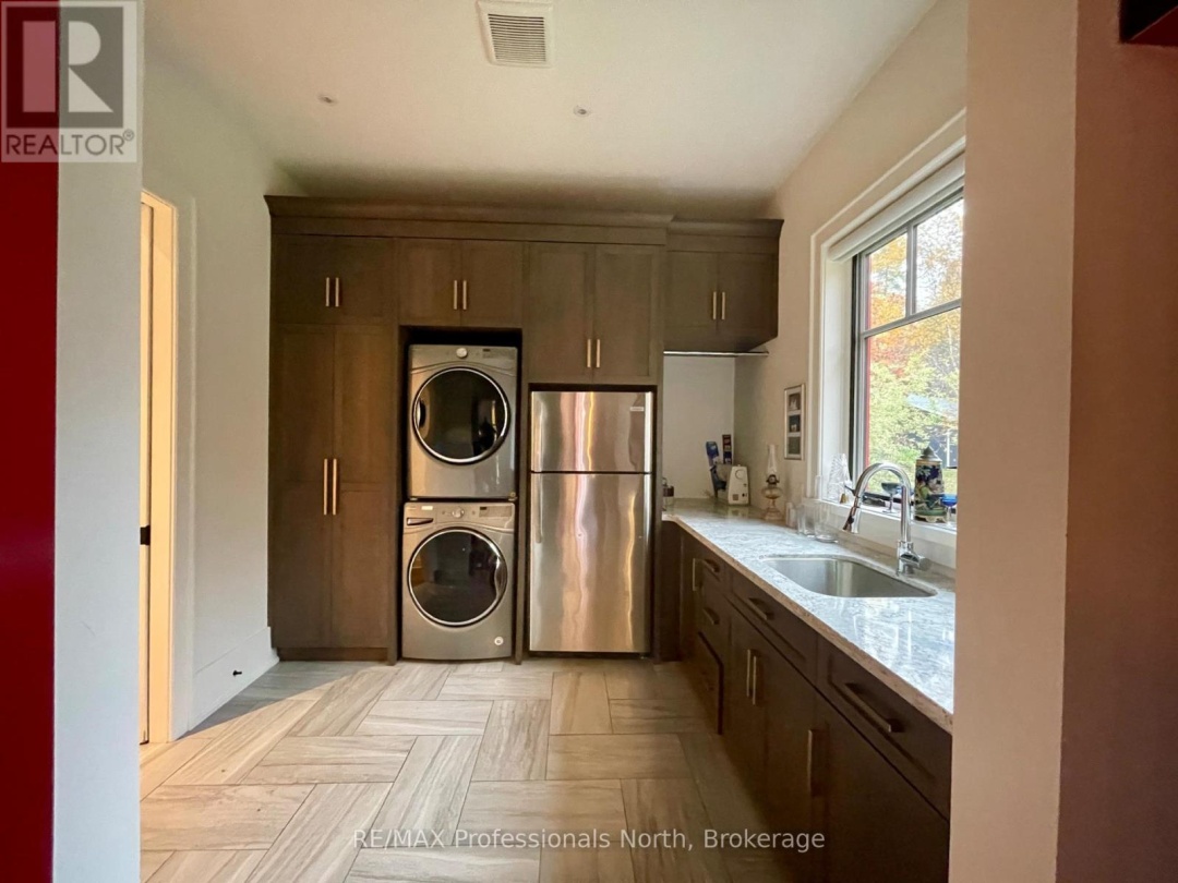 11 TIPPER LANE, 