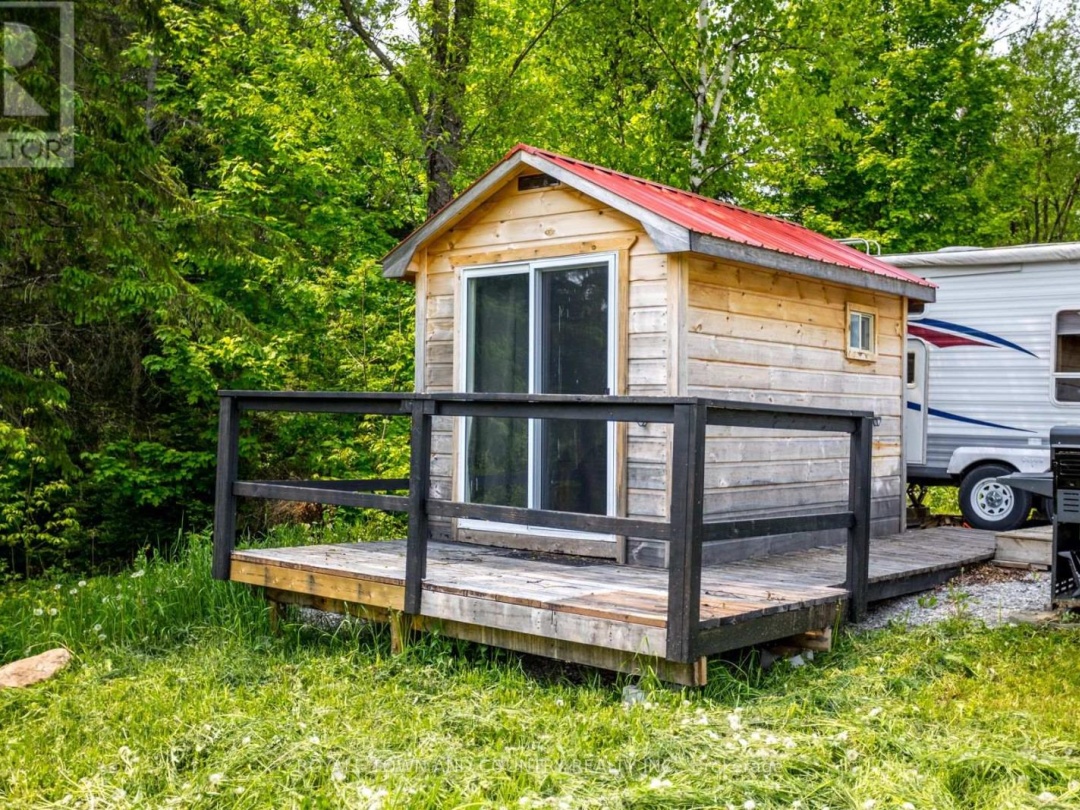 1042 TWEED DRIVE, 