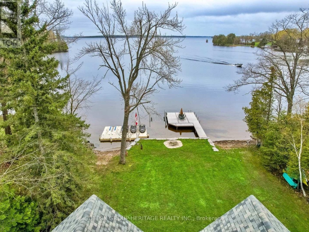 58 PIRATES GLEN DRIVE S, Pigeon Lake