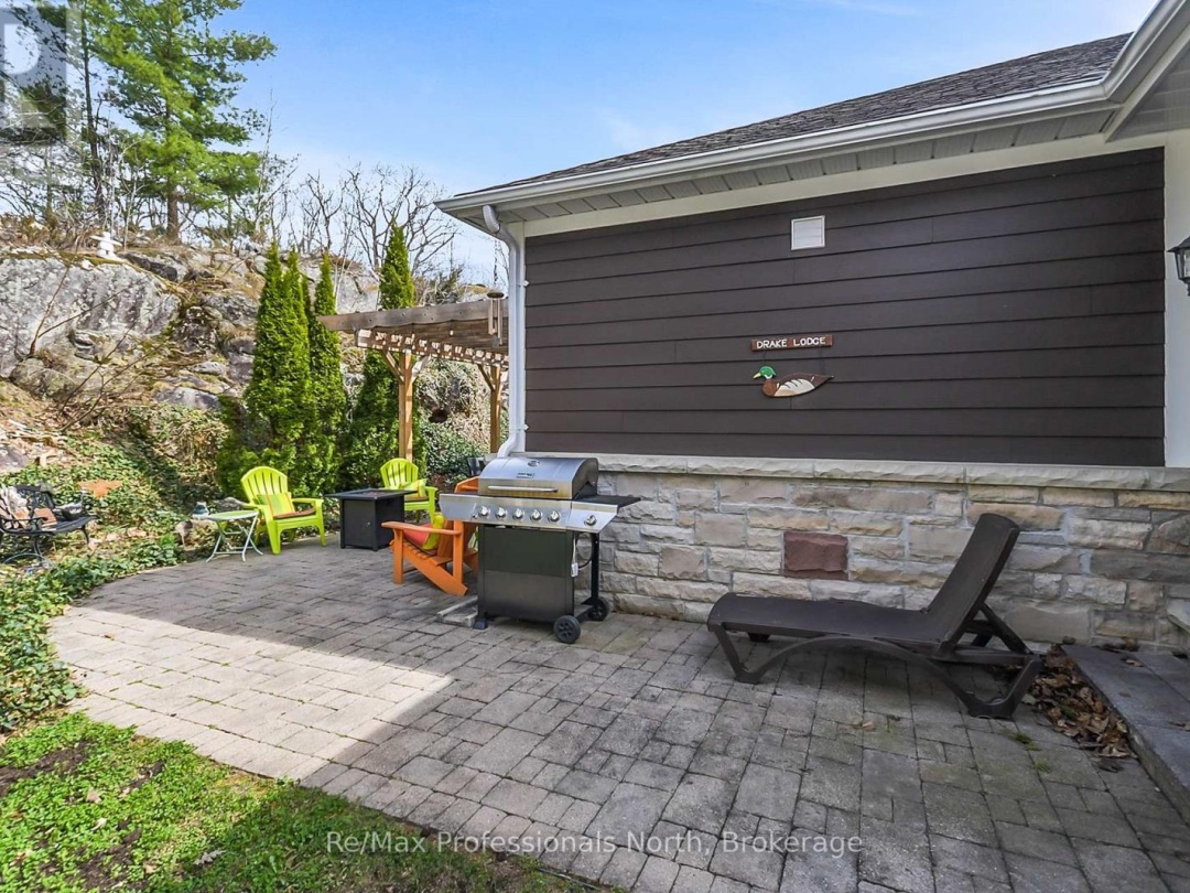 15 MUSKOKA BAY BOULEVARD, Gravenhurst (Muskoka (S))
